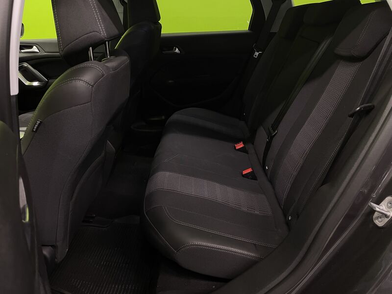 Peugeot 308 vaihtoauto