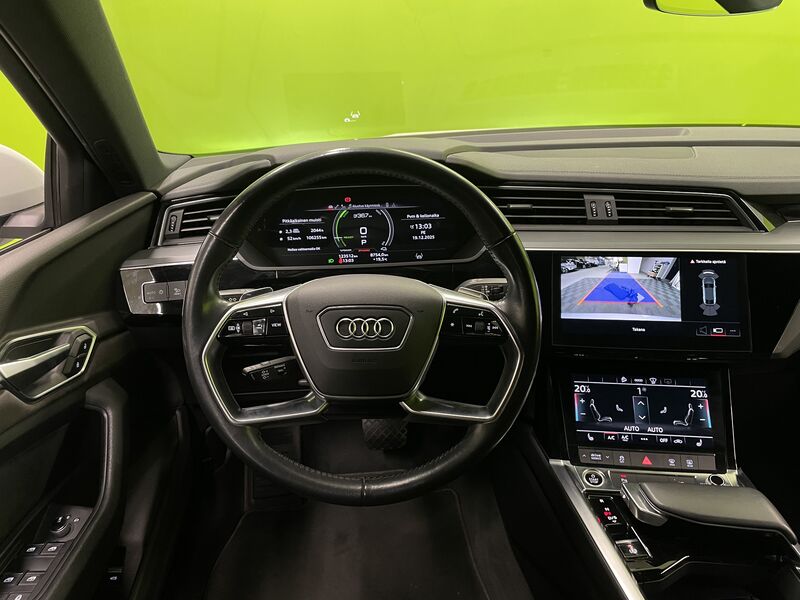 Audi e-tron vaihtoauto