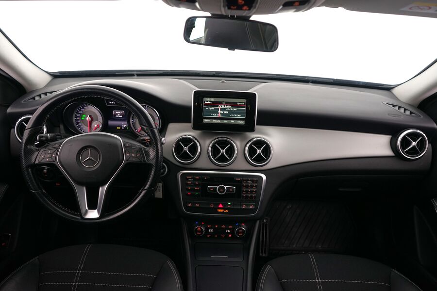 Mercedes-Benz GLA vaihtoauto