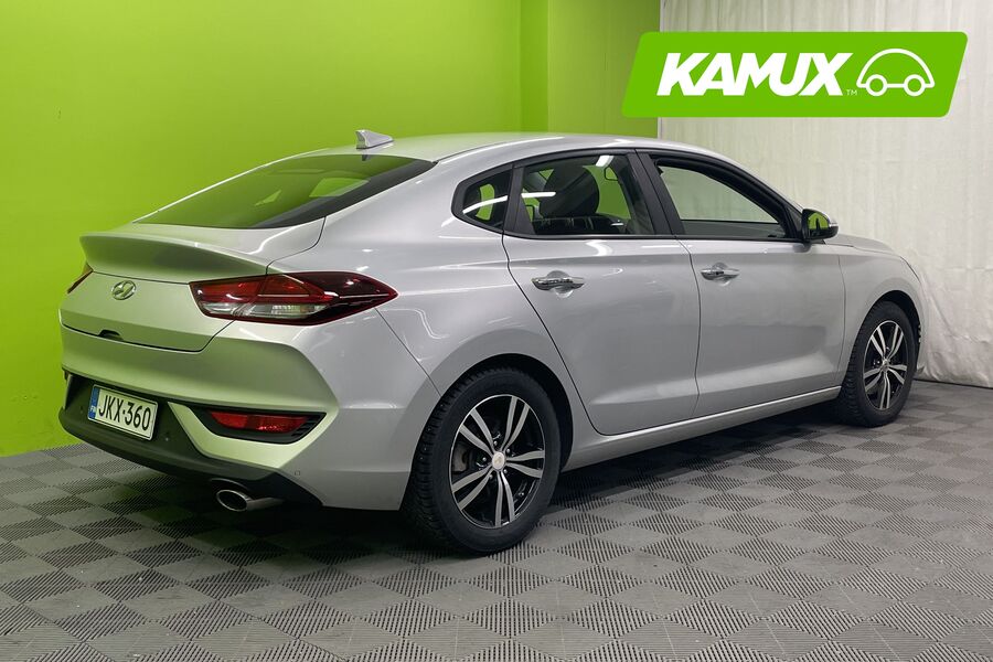 Hyundai i30 Fastback vaihtoauto