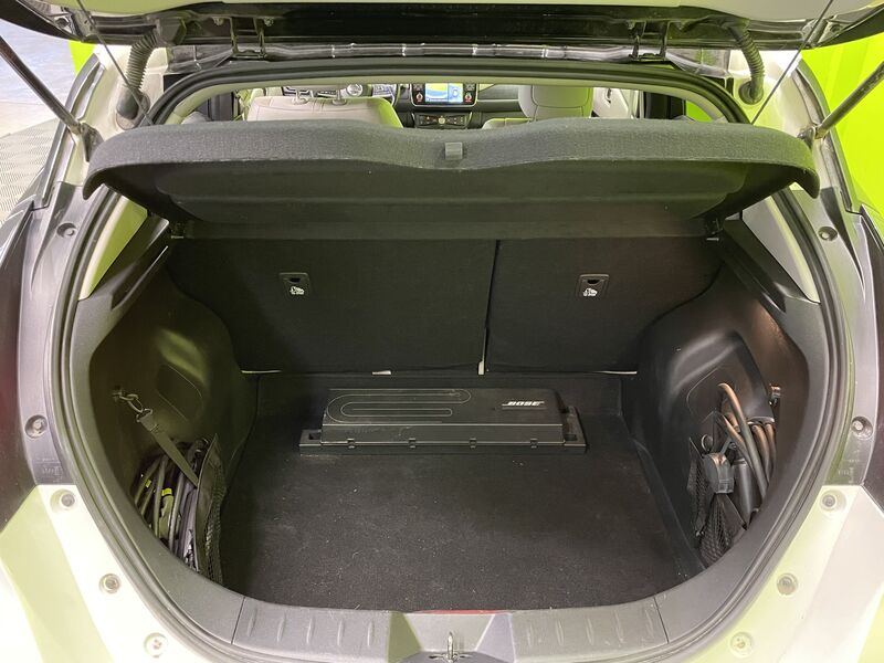 Nissan Leaf vaihtoauto