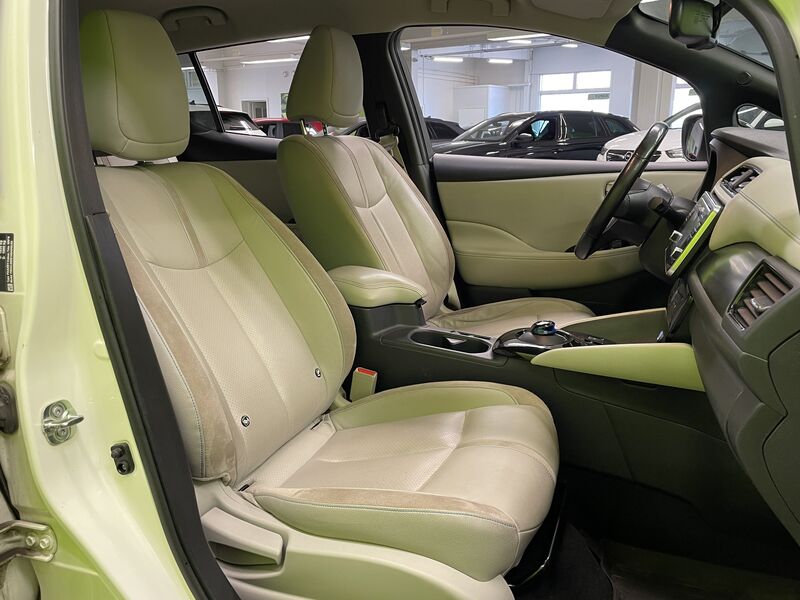 Nissan Leaf vaihtoauto