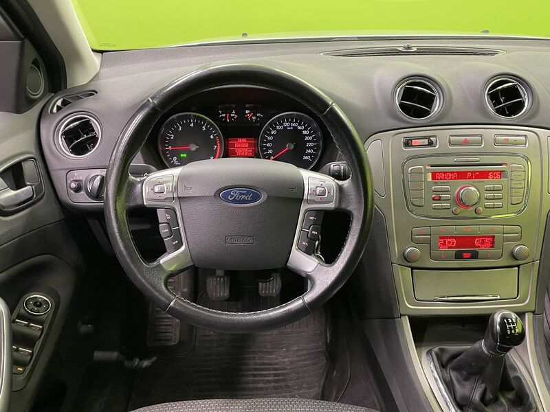 Ford Mondeo vaihtoauto