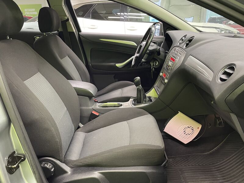 Ford Mondeo vaihtoauto