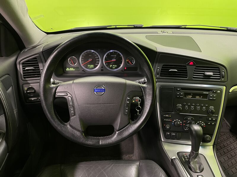 Volvo V70 vaihtoauto