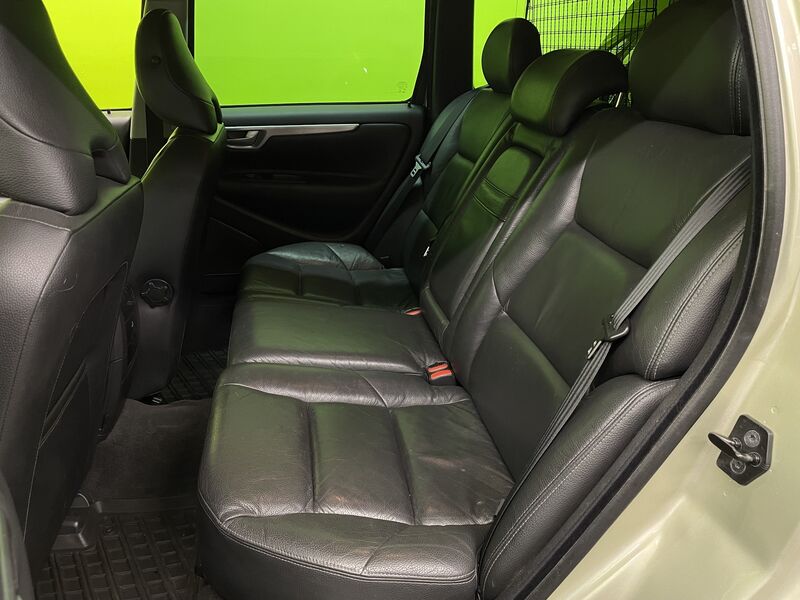 Volvo V70 vaihtoauto