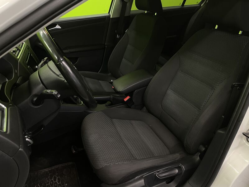 Volkswagen Jetta vaihtoauto