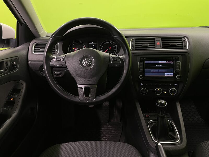 Volkswagen Jetta vaihtoauto