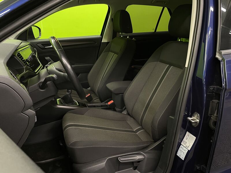 Volkswagen T-Roc vaihtoauto