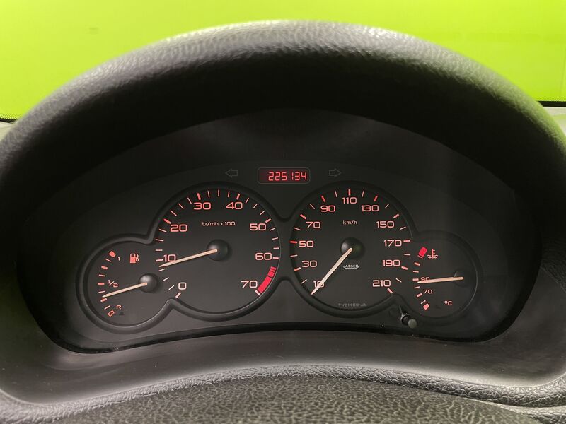 Peugeot 206 vaihtoauto