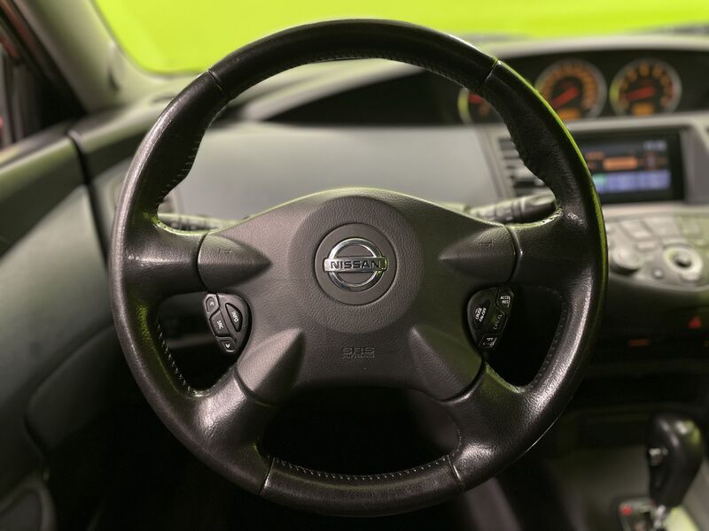 Nissan Primera vaihtoauto