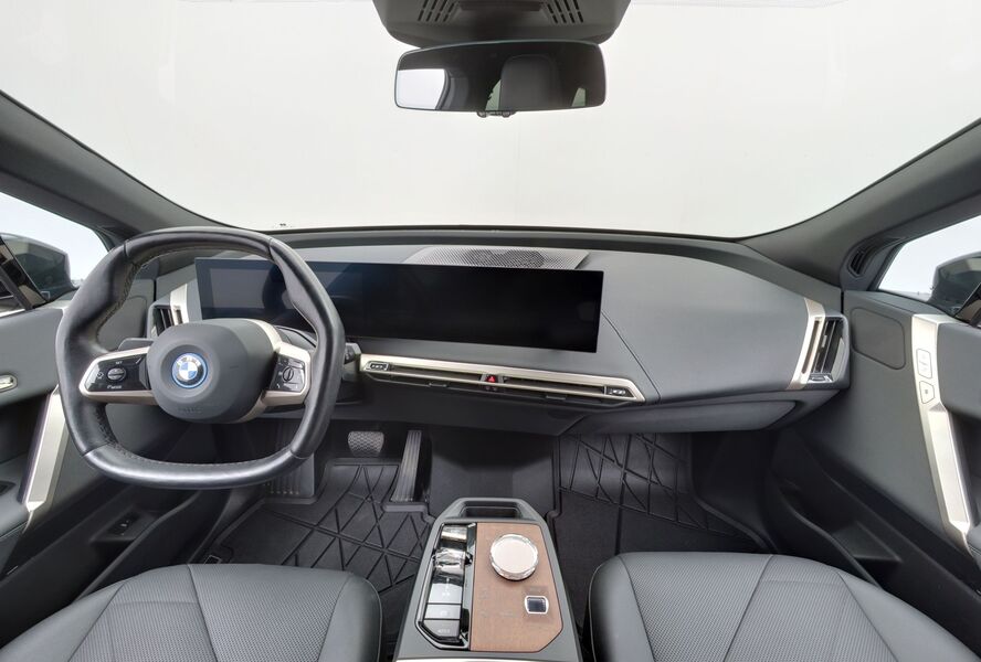 BMW iX vaihtoauto