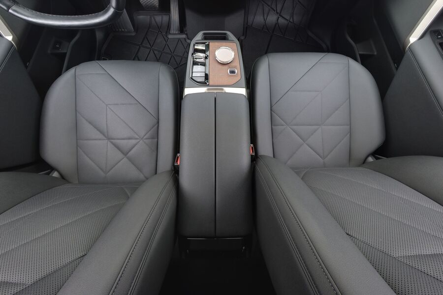 BMW iX vaihtoauto