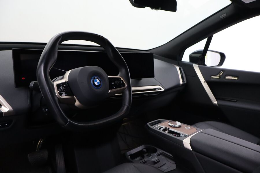 BMW iX vaihtoauto