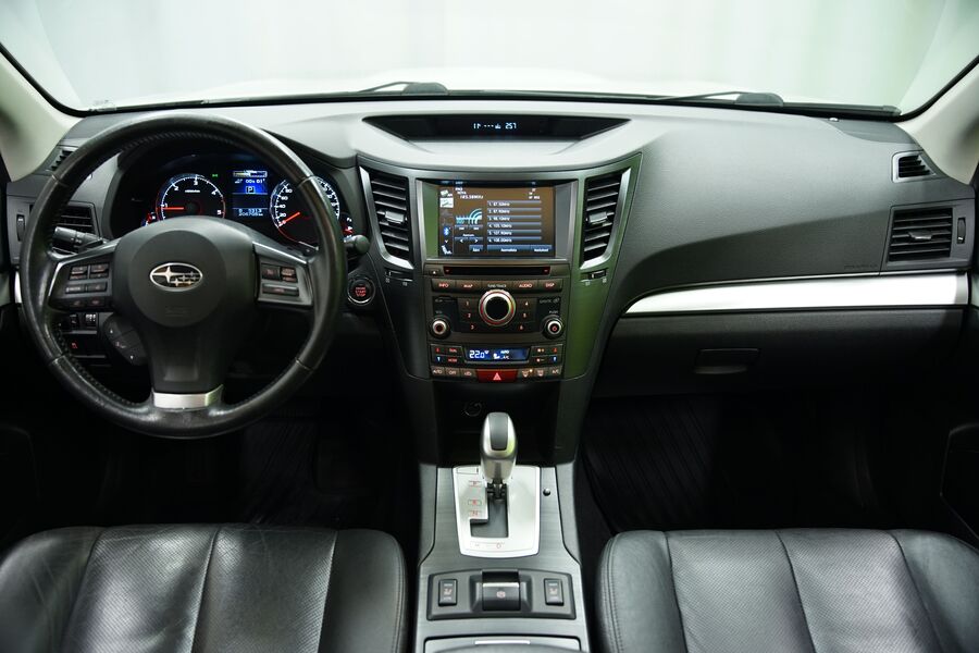 Subaru Outback vaihtoauto