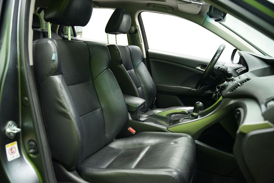 Honda Accord vaihtoauto