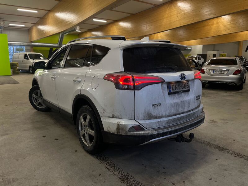 Toyota RAV4 vaihtoauto
