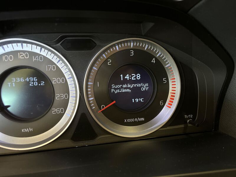 Volvo V60 vaihtoauto