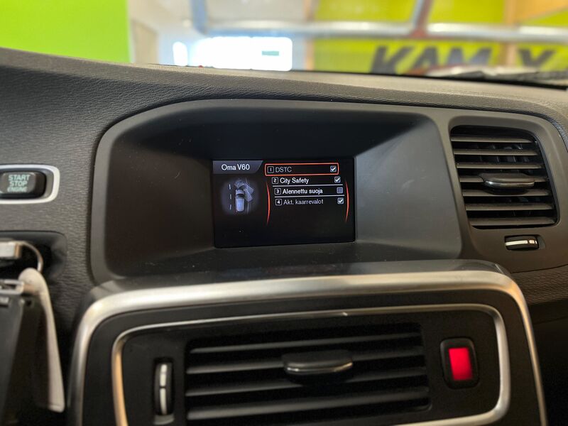 Volvo V60 vaihtoauto