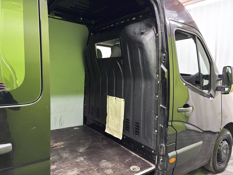 Opel Movano vaihtoauto