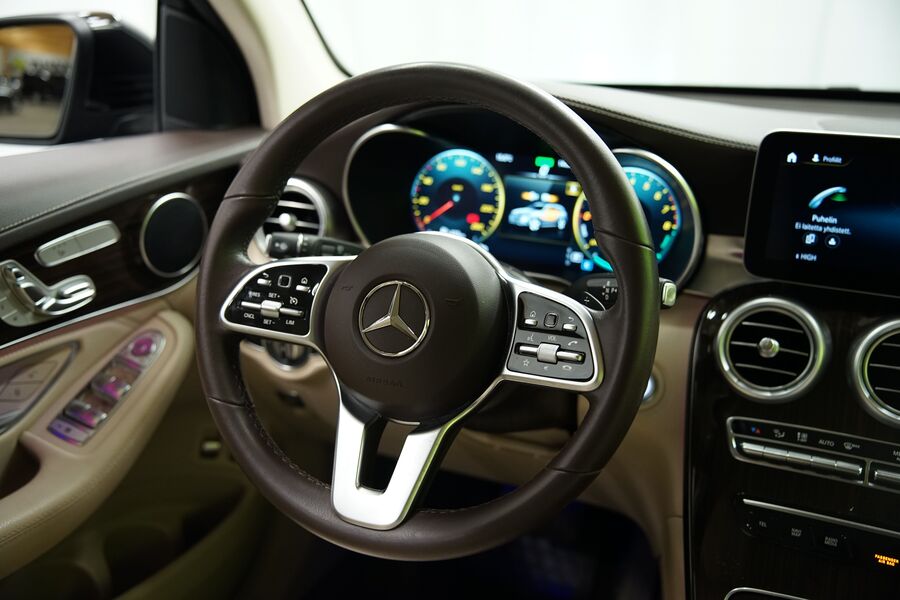 Mercedes-Benz GLC vaihtoauto