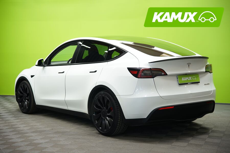 Tesla Model Y vaihtoauto