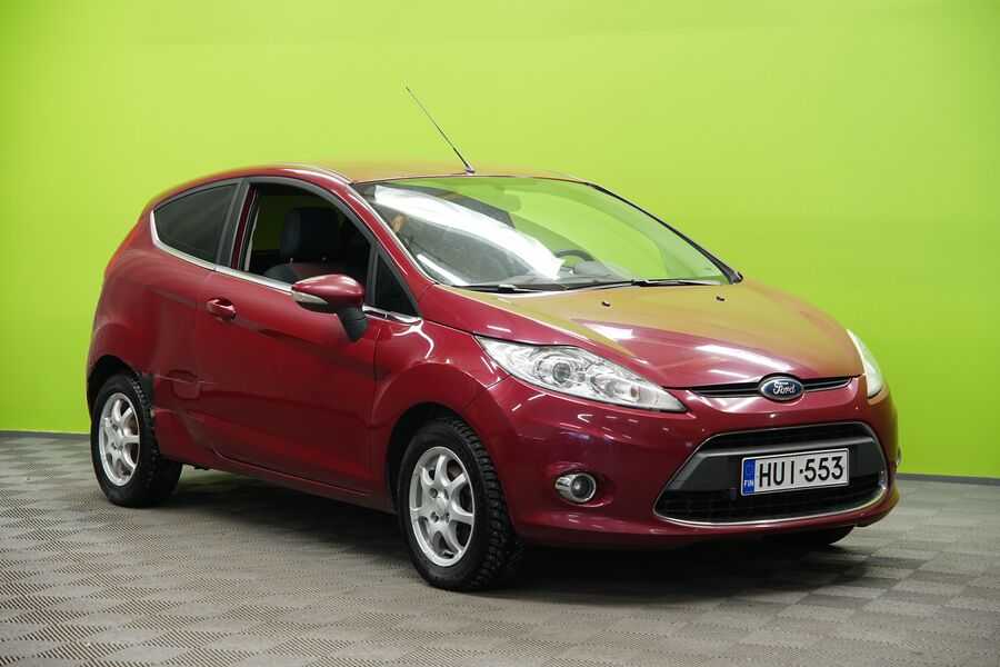 Ford Fiesta vaihtoauto