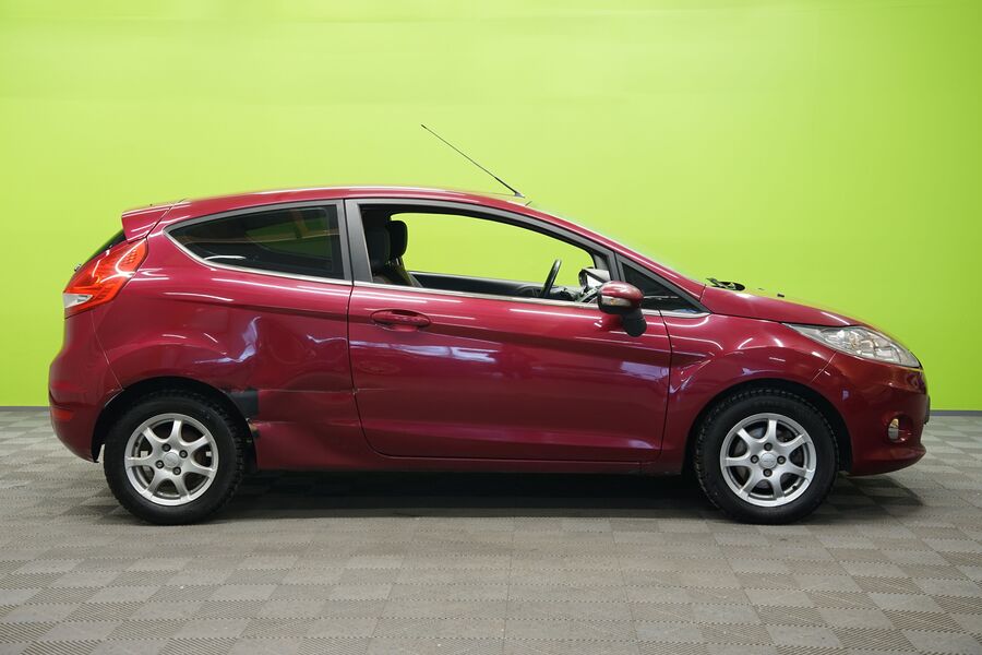 Ford Fiesta vaihtoauto