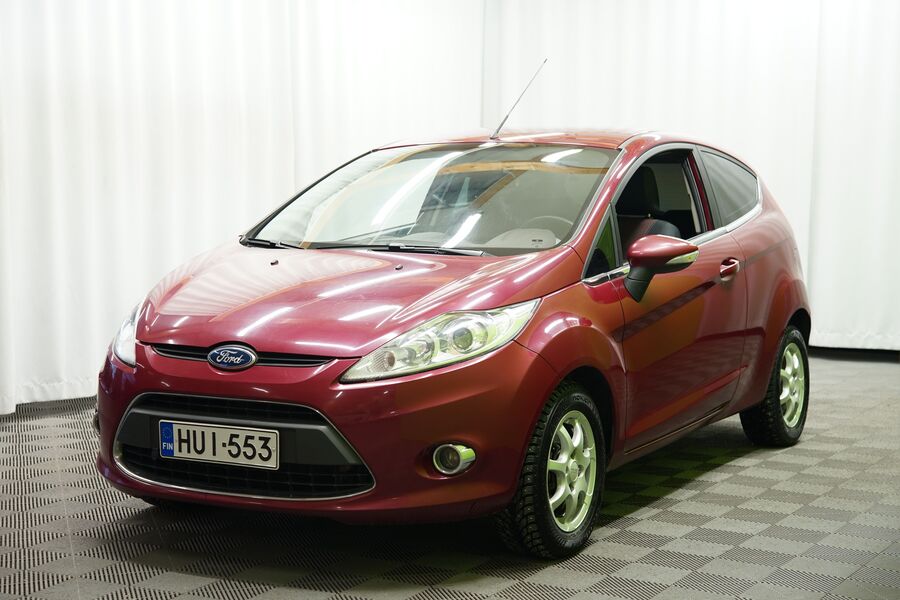 Ford Fiesta vaihtoauto