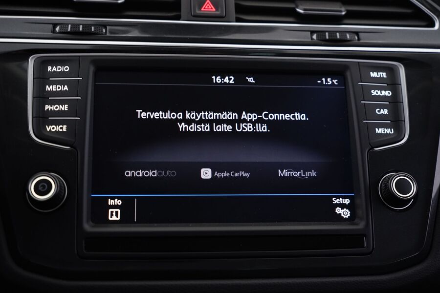 Volkswagen Tiguan vaihtoauto