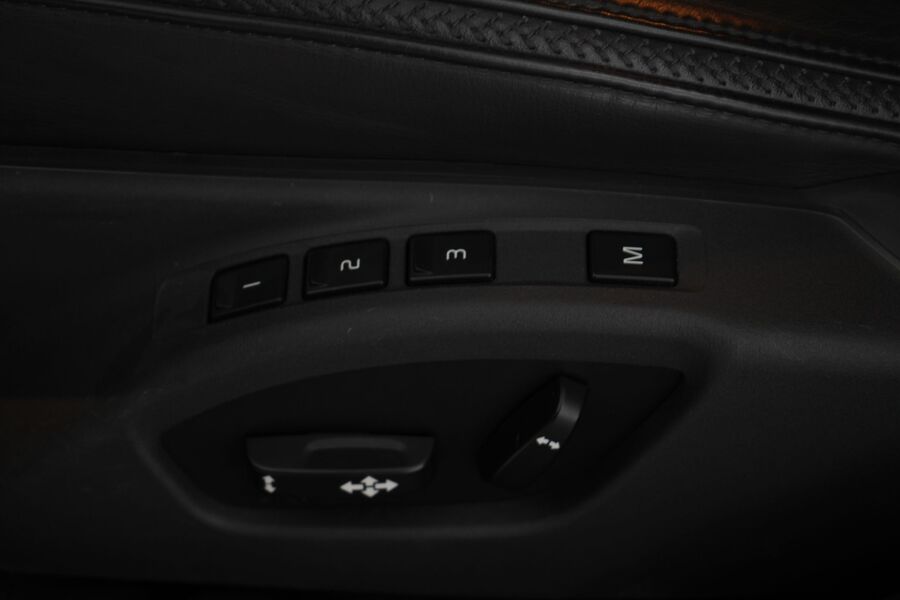 Volvo XC70 vaihtoauto