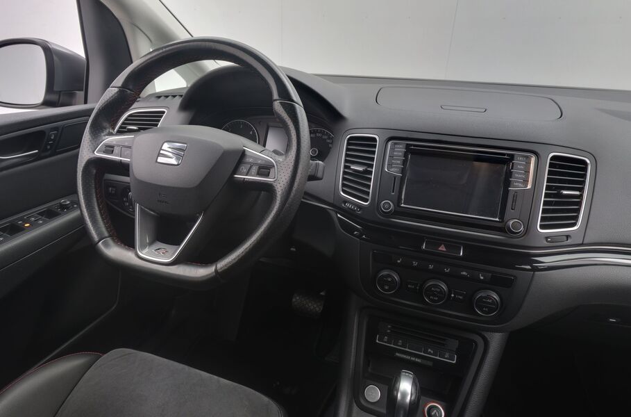 SEAT Alhambra vaihtoauto