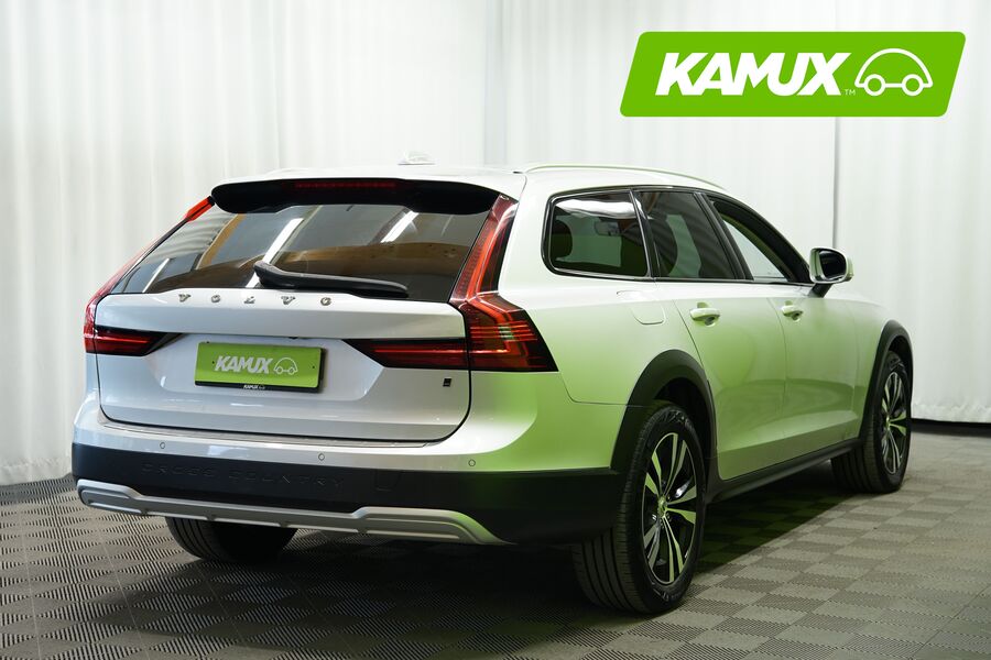 Volvo V90 Cross Country vaihtoauto