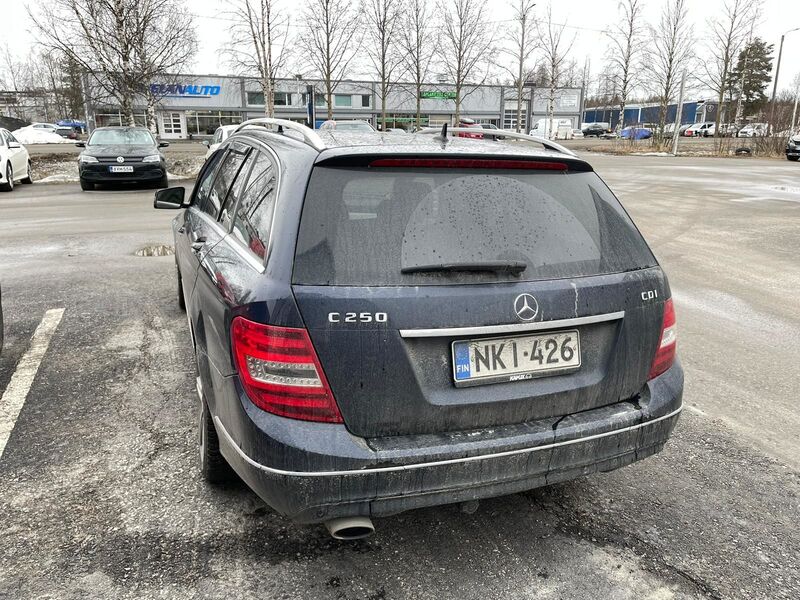 Mercedes-Benz C vaihtoauto