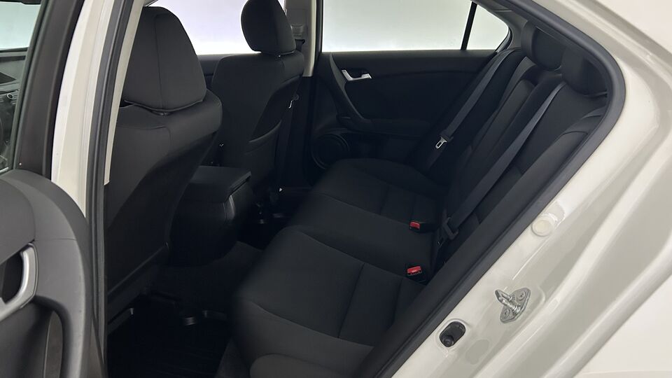Honda Accord vaihtoauto