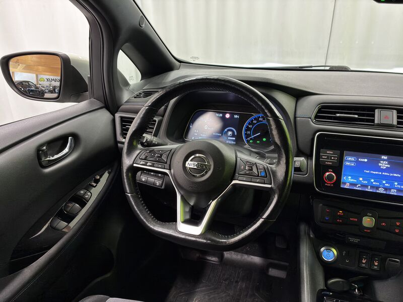 Nissan Leaf vaihtoauto