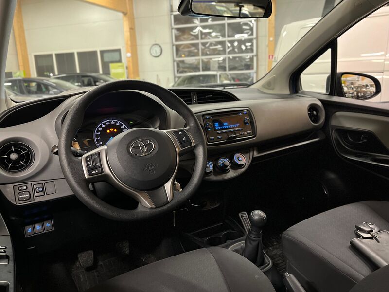 Toyota Yaris vaihtoauto