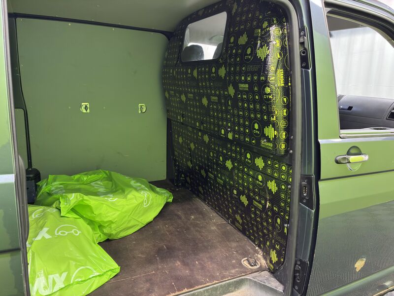 Volkswagen Transporter vaihtoauto