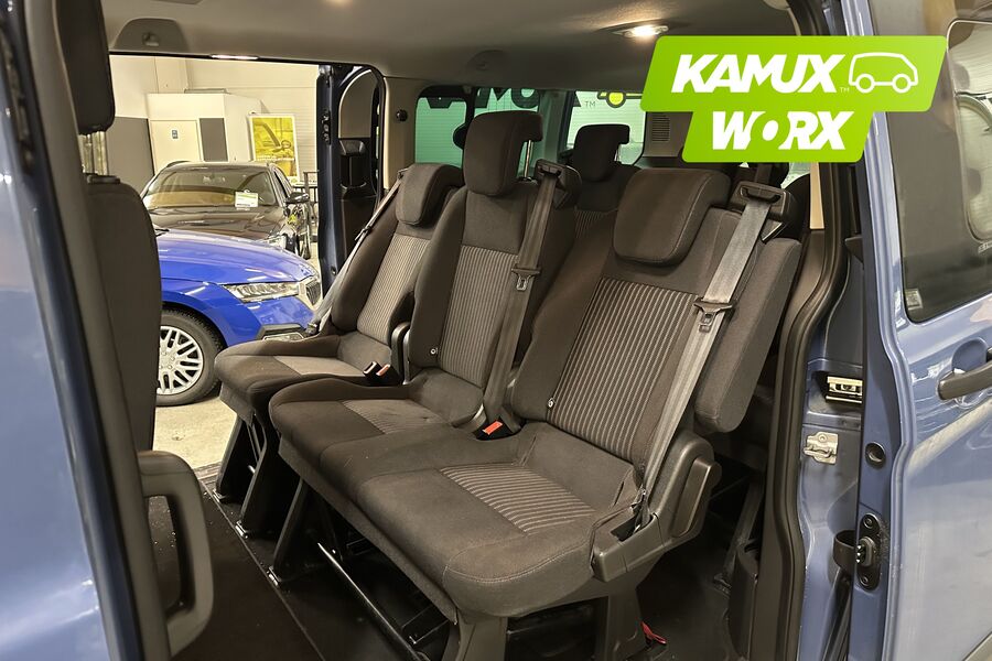 Ford Tourneo Custom vaihtoauto