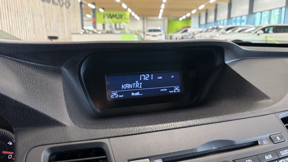 Honda Accord vaihtoauto