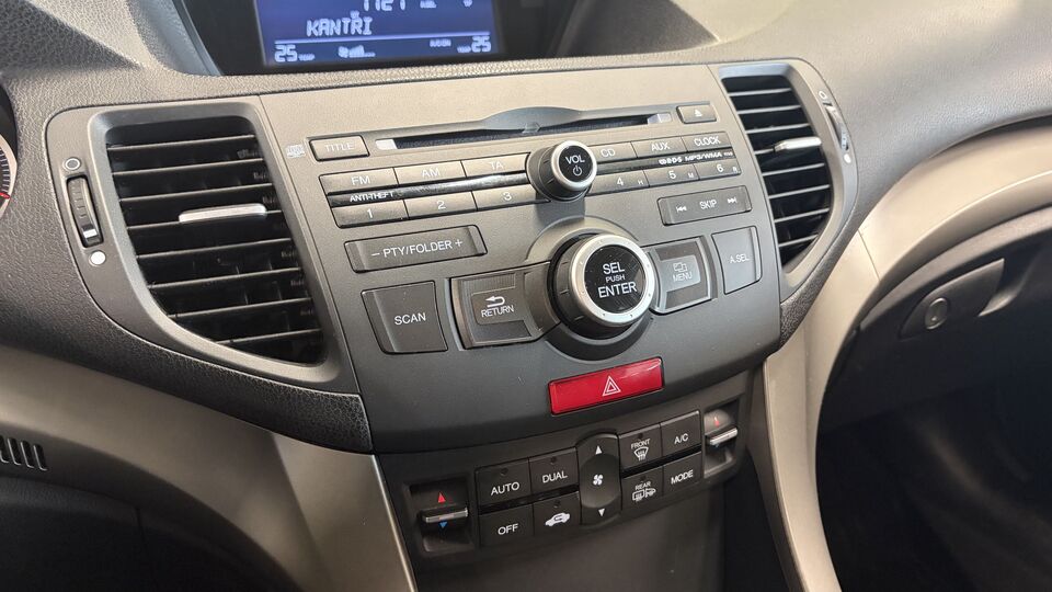 Honda Accord vaihtoauto