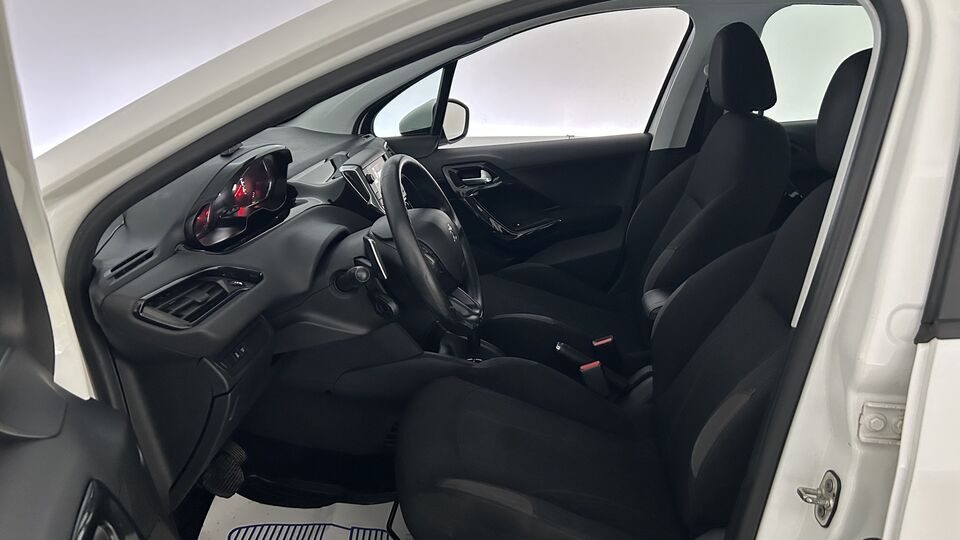 Peugeot 208 vaihtoauto