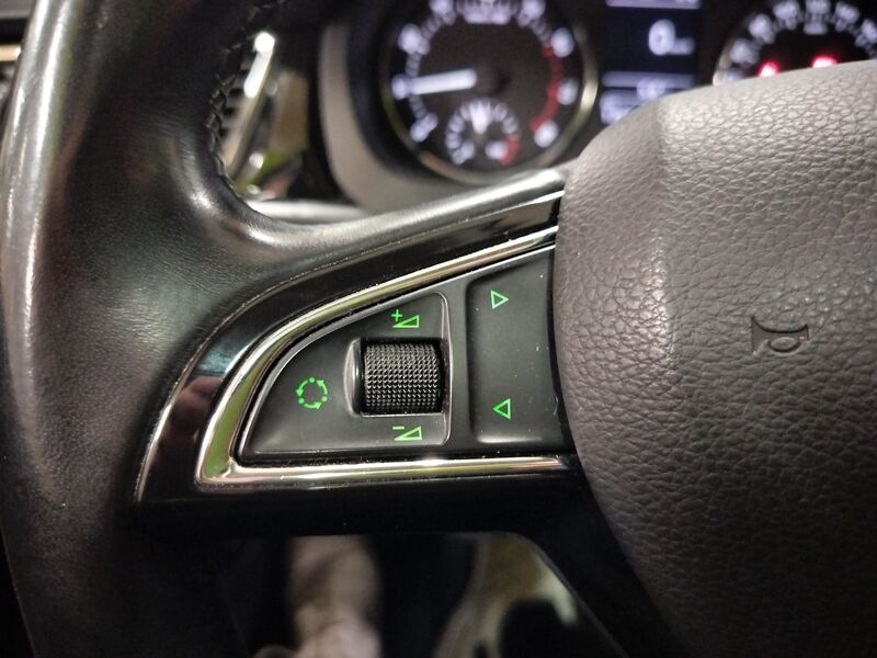 Skoda Rapid vaihtoauto