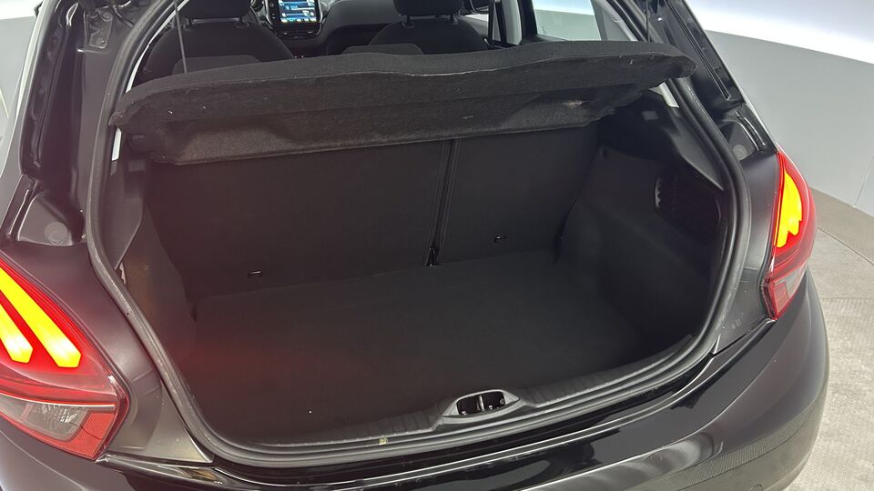 Peugeot 208 vaihtoauto