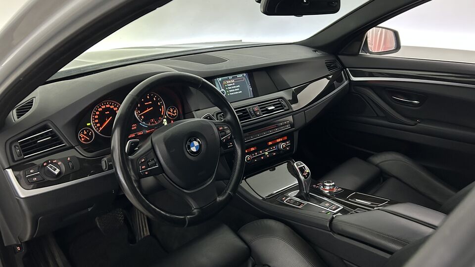 BMW 523 vaihtoauto
