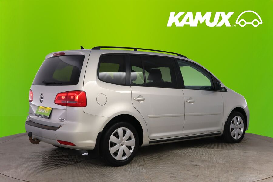 Volkswagen Touran vaihtoauto