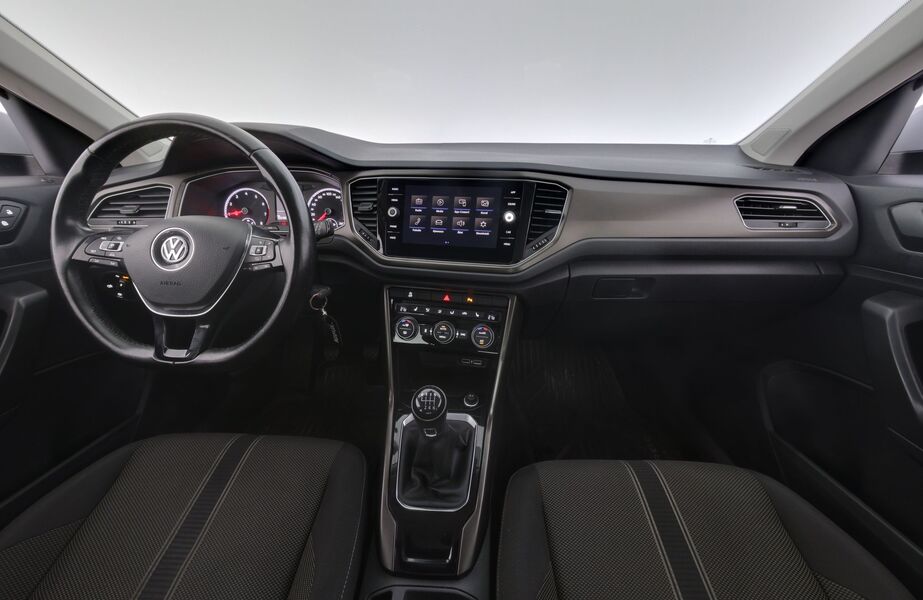 Volkswagen T-Roc vaihtoauto