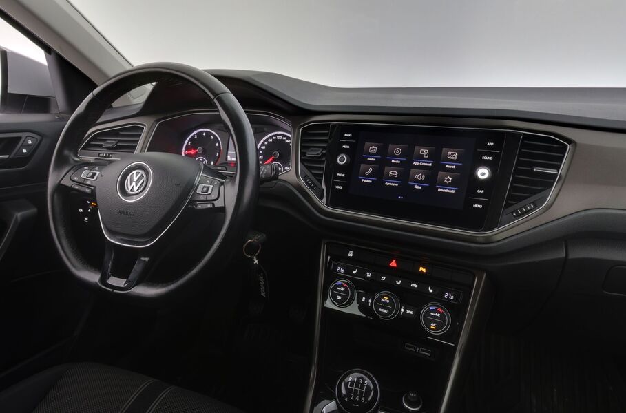 Volkswagen T-Roc vaihtoauto