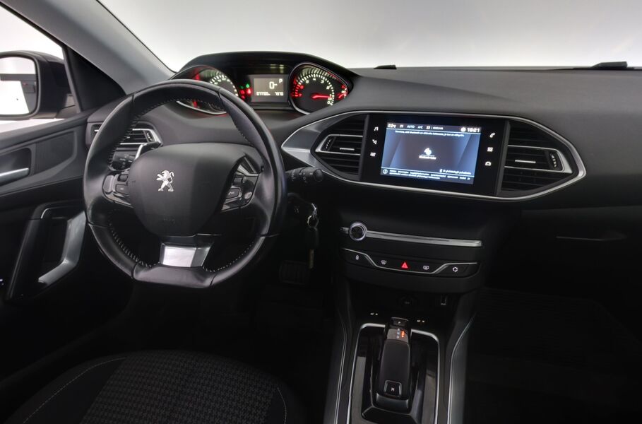 Peugeot 308 vaihtoauto