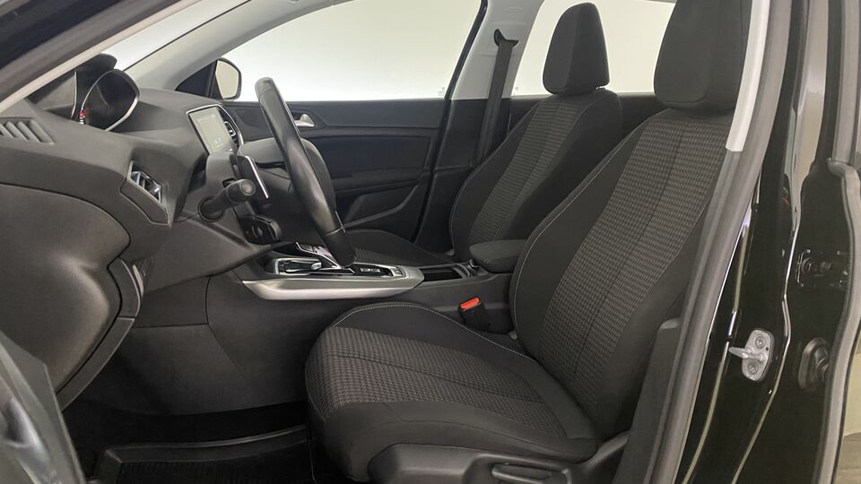 Peugeot 308 vaihtoauto